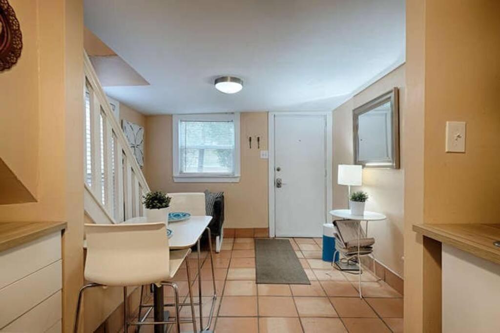 Centrally Located Cozy Tiny Loft, Near Acl, Sxsw, Zilker, 6Th Street Austin Dış mekan fotoğraf